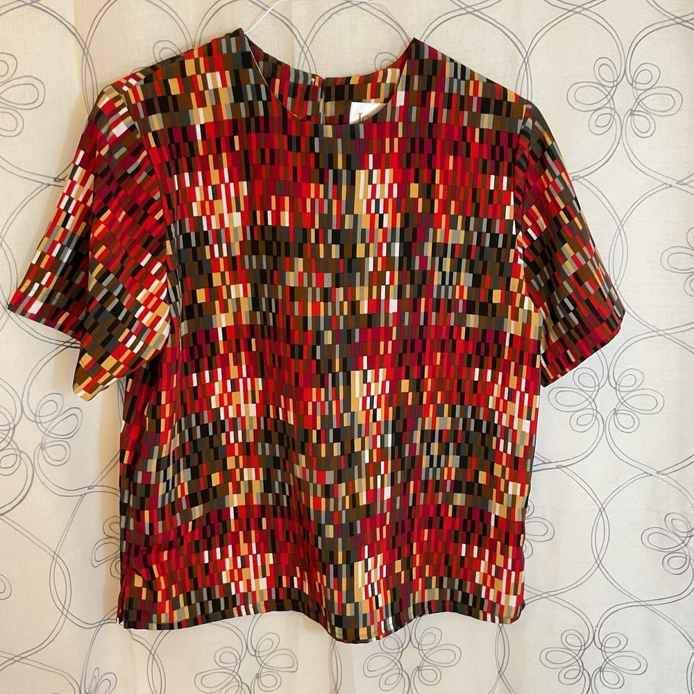 Women's Jordan Multicolor Geometric Blouse Short Sleeve‎ Size Medium